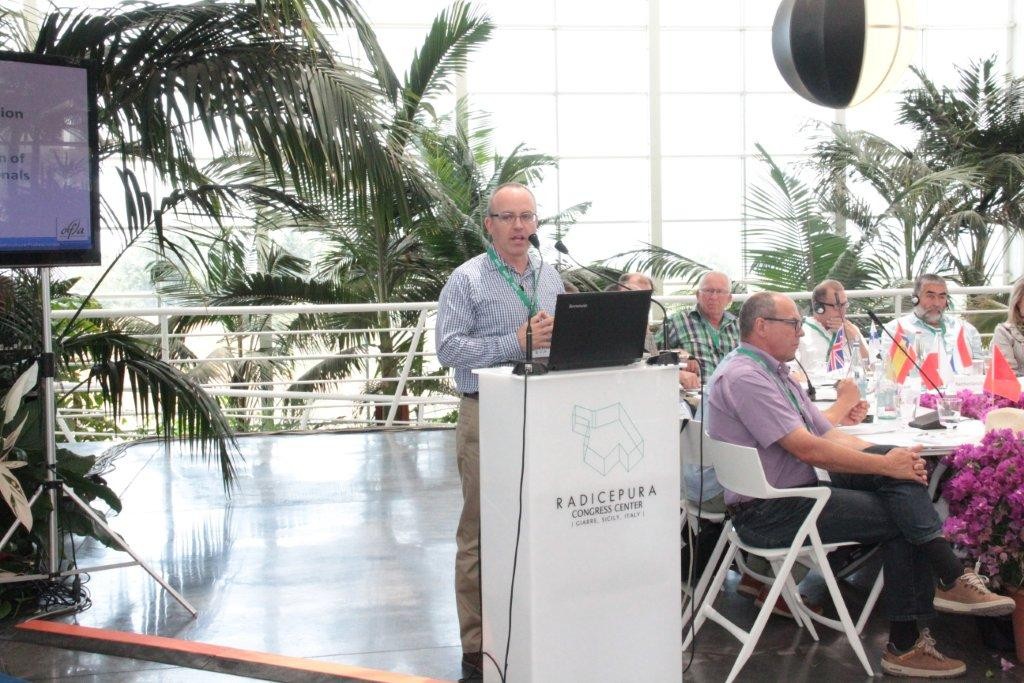 Geary Speaks At Roundtable Engledow Group Geary Speaks At Roundtable